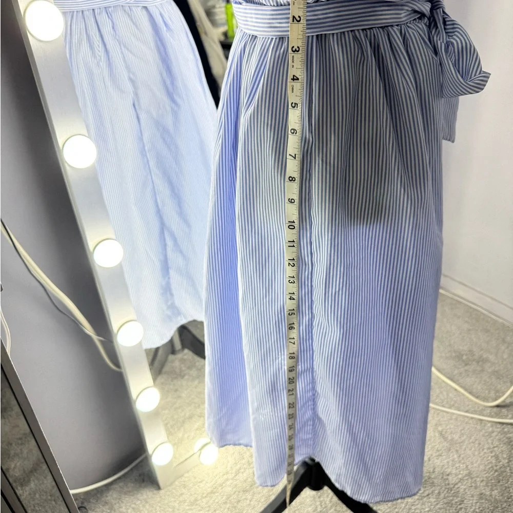 Elegant Blue Striped Dress - Picture 4 of 5